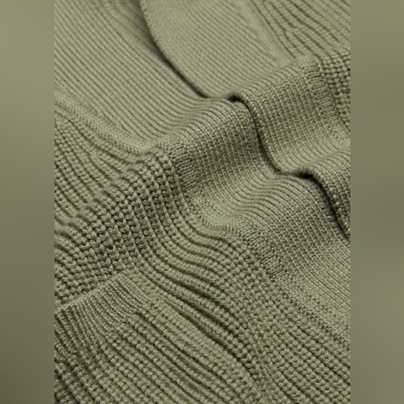 Wilfred Sage Green Travel Cardigan - Picture 11 of 11